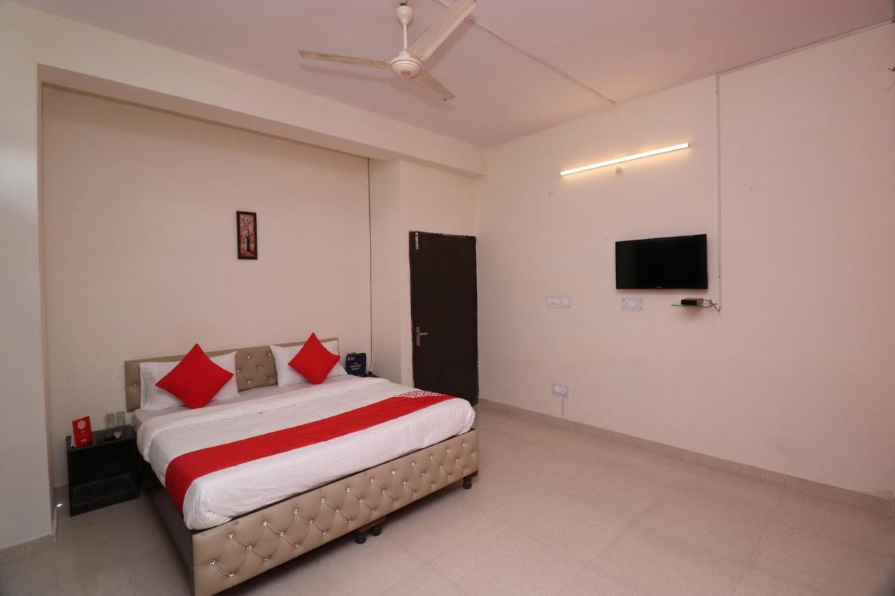 Naupala Oyo 26652 Roop River Resort מראה חיצוני תמונה